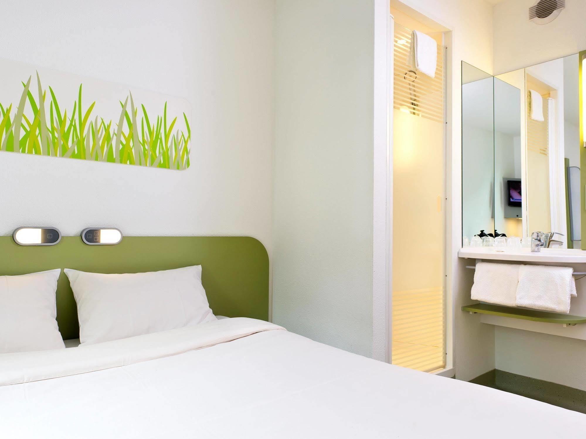 Ibis Budget Orleans Sud Comet Εξωτερικό φωτογραφία